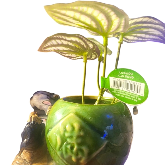 Vintage Chinese mudmen with artificial plant - Picture 3 of 10